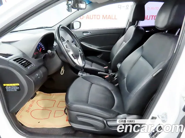 Hyundai Accent 2014 thumb 6
