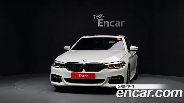 BMW 5-Series 2017 thumb 3