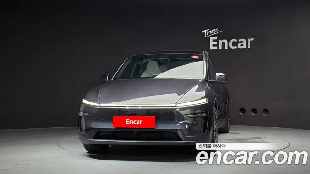 Tesla Model Y 2026 thumb 3