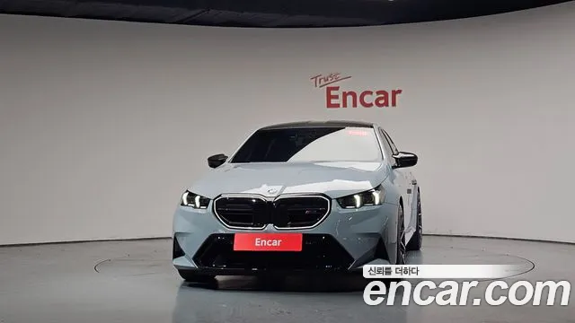 BMW M5 2025 thumb 2