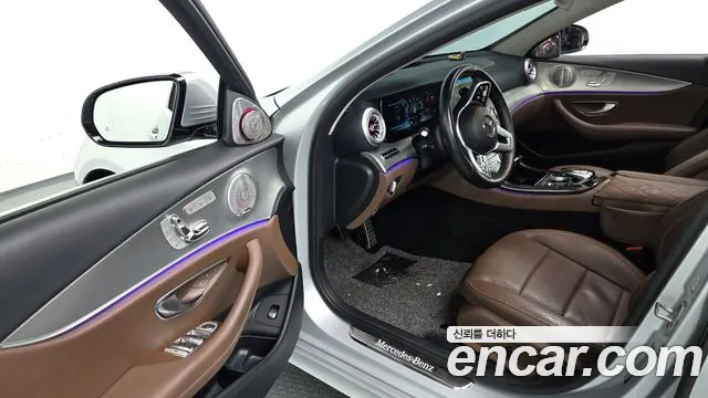 Mercedes-Benz E-Класс 2019 thumb 10