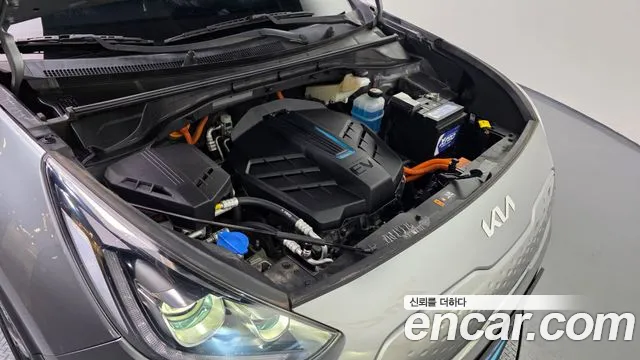 Kia Niro 2021 thumb 6