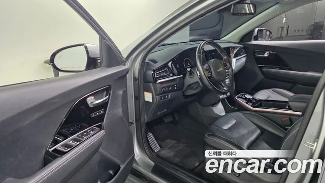 Kia Niro 2021 thumb 10
