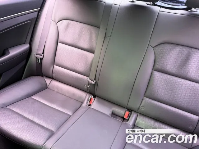 Hyundai Avante 2017 thumb 7