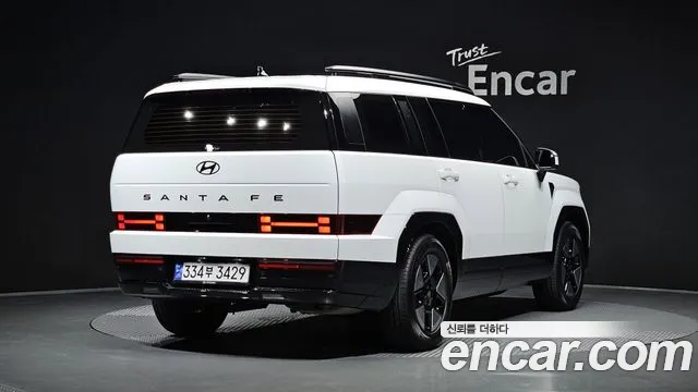 Hyundai Santa Fe 2023 thumb 2