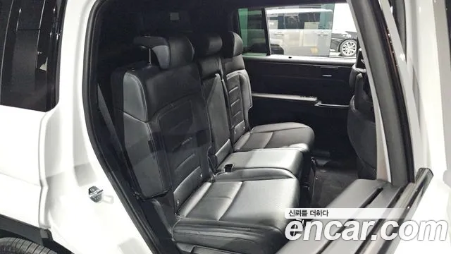 Hyundai Santa Fe 2023 thumb 11