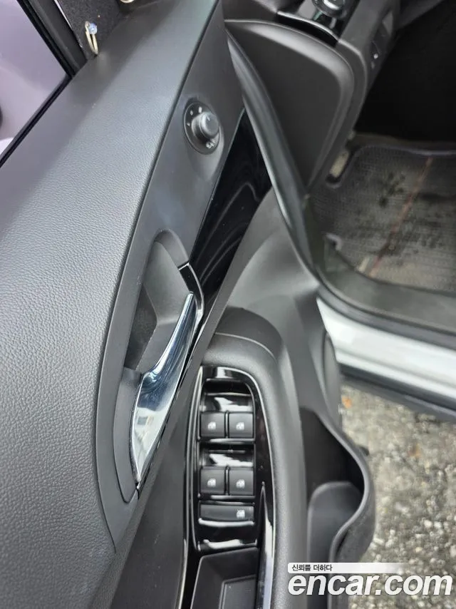 ChevroletGMDaewoo Orlando 2016 thumb 6