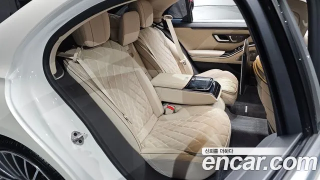Mercedes-Benz S-Класс 2023 thumb 10