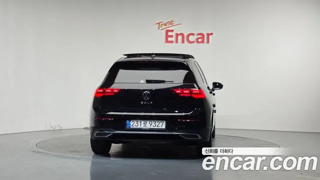 Volkswagen Golf Sportsvan 2022 thumb 4