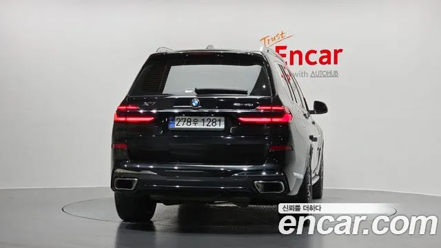 BMW X7 2024 thumb 3