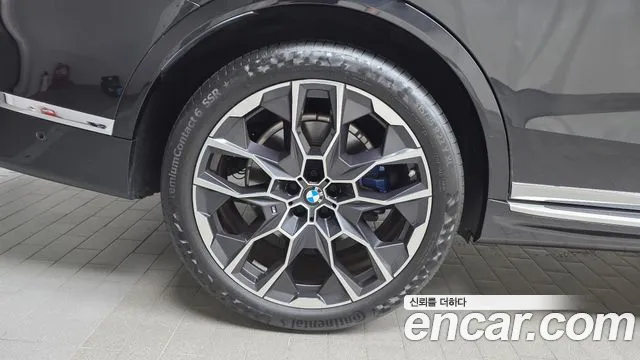BMW X7 2024 thumb 4