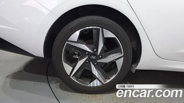 Hyundai Avante 2021 thumb 5