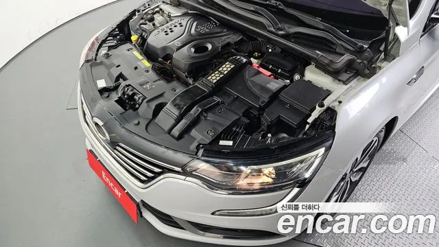 Renault-KoreaSamsung Megane 2016 thumb 6