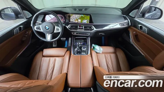 BMW X7 2021 thumb 6