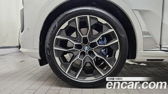 BMW X7 2025 thumb 4