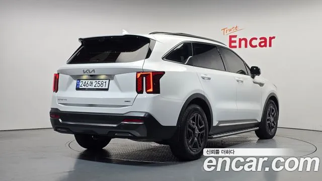 Kia Sorento 2023 thumb 2