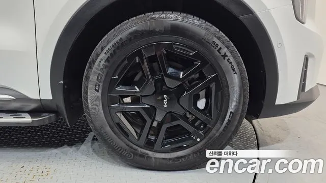 Kia Sorento 2023 thumb 5