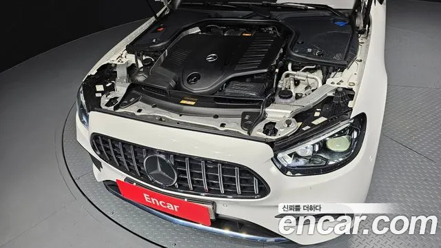 Mercedes-Benz E-Класс 2021 thumb 6