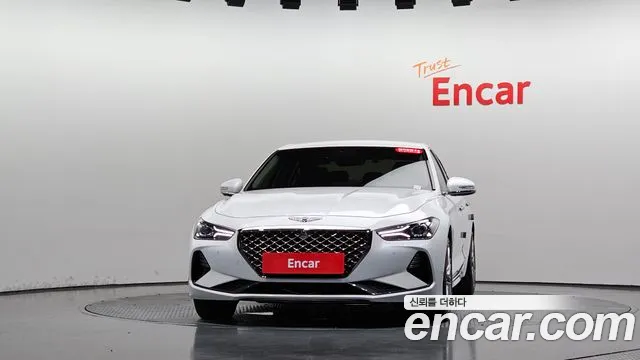 Genesis G70 2019 thumb 2
