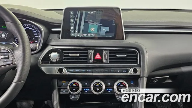 Genesis G70 2019 thumb 12