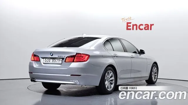 BMW 5-Series 2012 thumb 2