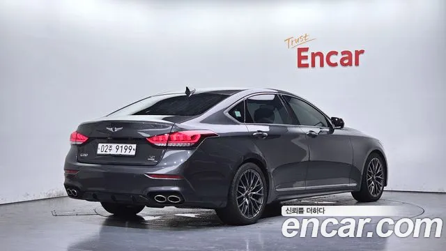 Genesis G80 2017 thumb 2