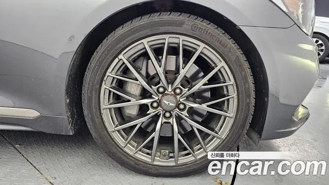 Genesis G80 2017 thumb 5