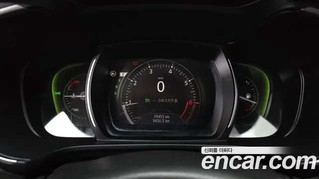 Renault-KoreaSamsung Koleos 2018 thumb 8