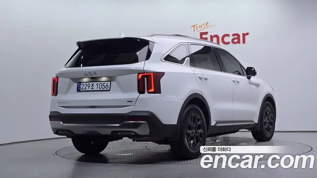 Kia Sorento 2024 thumb 2