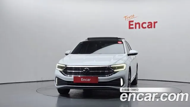 Volkswagen Jetta 2022 thumb 3
