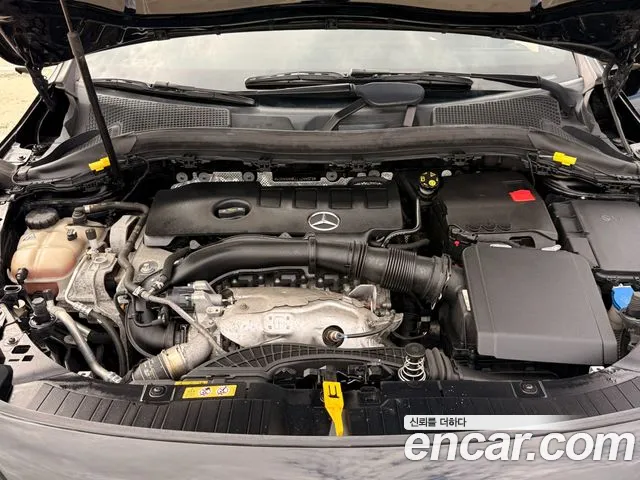 Mercedes-Benz GLA 2020 thumb 6