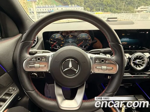 Mercedes-Benz GLA 2020 thumb 8