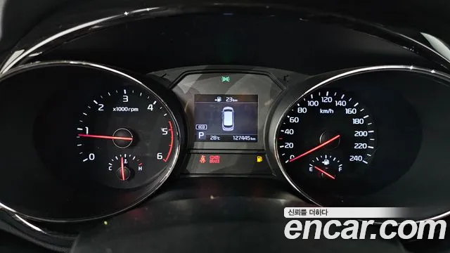 Kia Carnival 2019 thumb 8