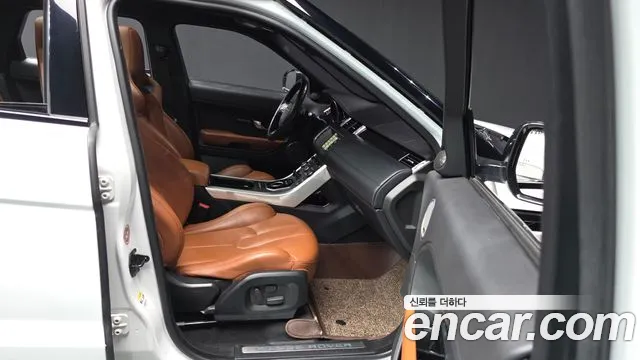 Land Rover Range Rover Evoque 2015 thumb 11