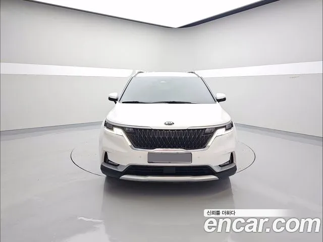 Kia Carnival 2021 thumb 3