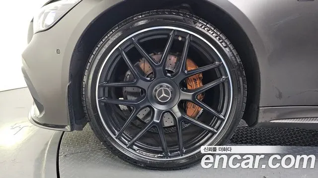 Mercedes-Benz AMG GT 2022 thumb 5