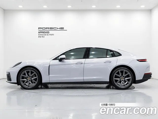Porsche Panamera 2025 thumb 6