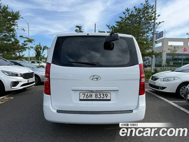 Hyundai Starex 2017 thumb 3