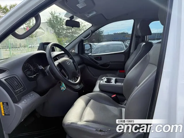 Hyundai Starex 2017 thumb 7