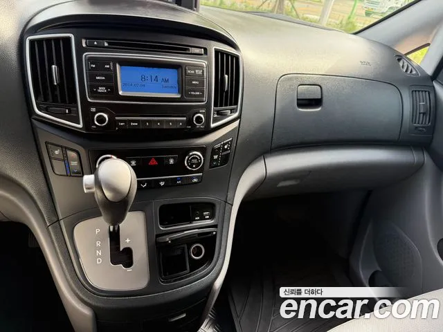 Hyundai Starex 2017 thumb 9