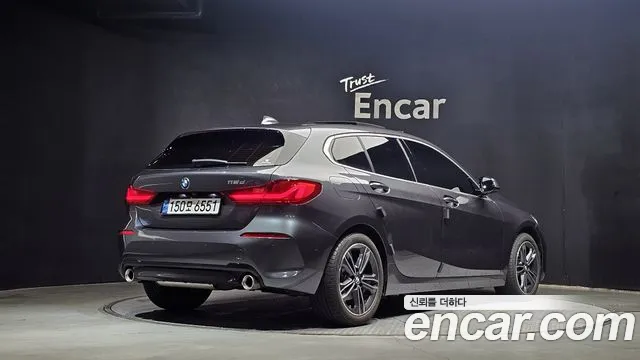 BMW 1-Series 2020 thumb 2