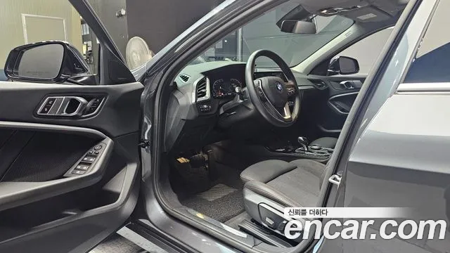 BMW 1-Series 2020 thumb 10