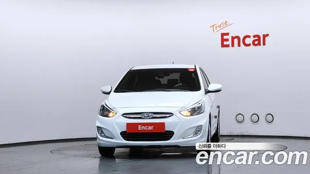 Hyundai Accent 2016 thumb 3