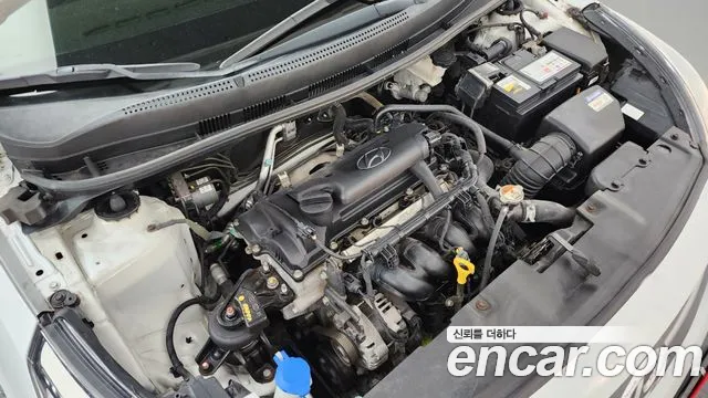 Hyundai Accent 2016 thumb 6