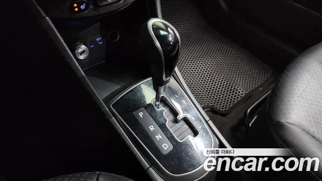 Hyundai Accent 2016 thumb 9