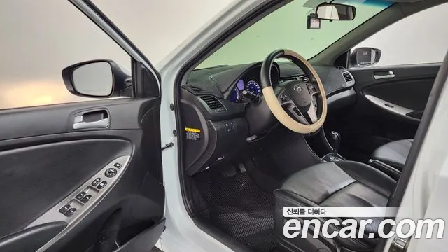 Hyundai Accent 2016 thumb 10