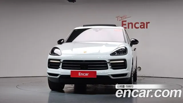 Porsche Cayenne 2023 thumb 2