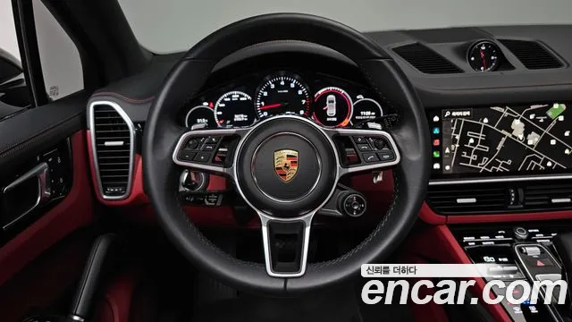 Porsche Cayenne 2023 thumb 12