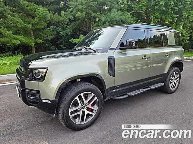 Land Rover Defender 2025 thumb 2