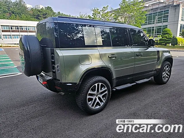 Land Rover Defender 2025 thumb 4